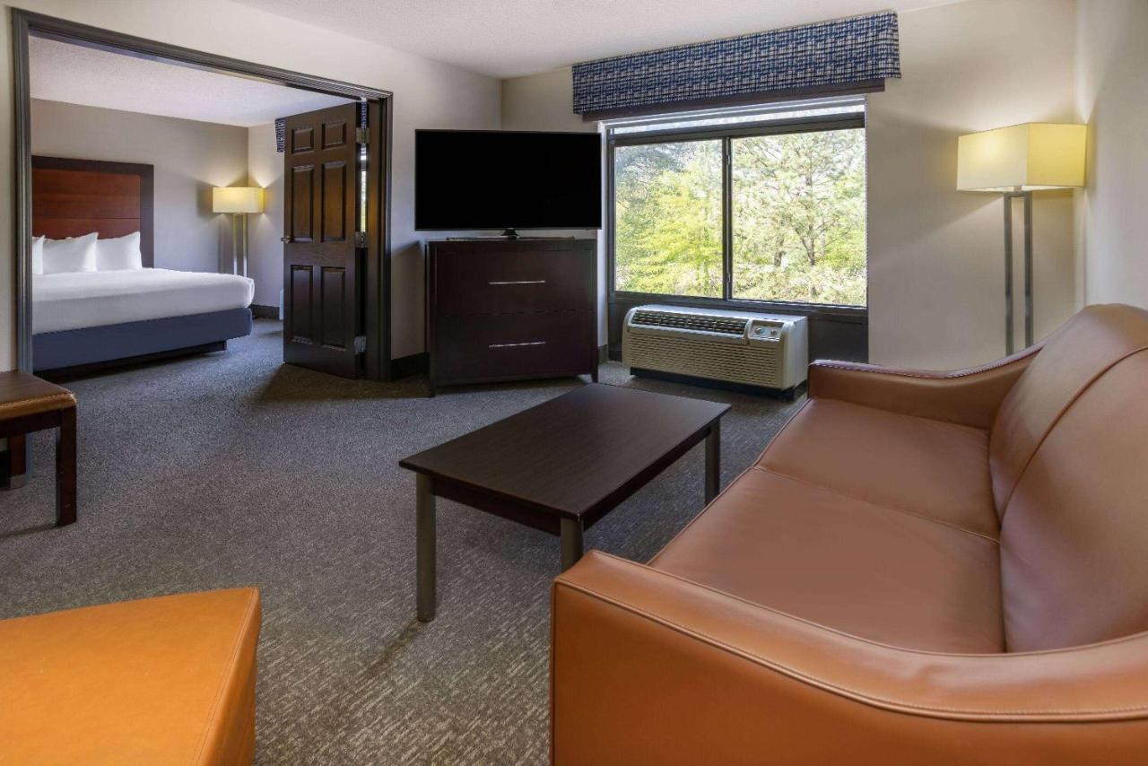 Wingate By Wyndham Atlanta Galleria/ Ballpark Smyrna Buitenkant foto